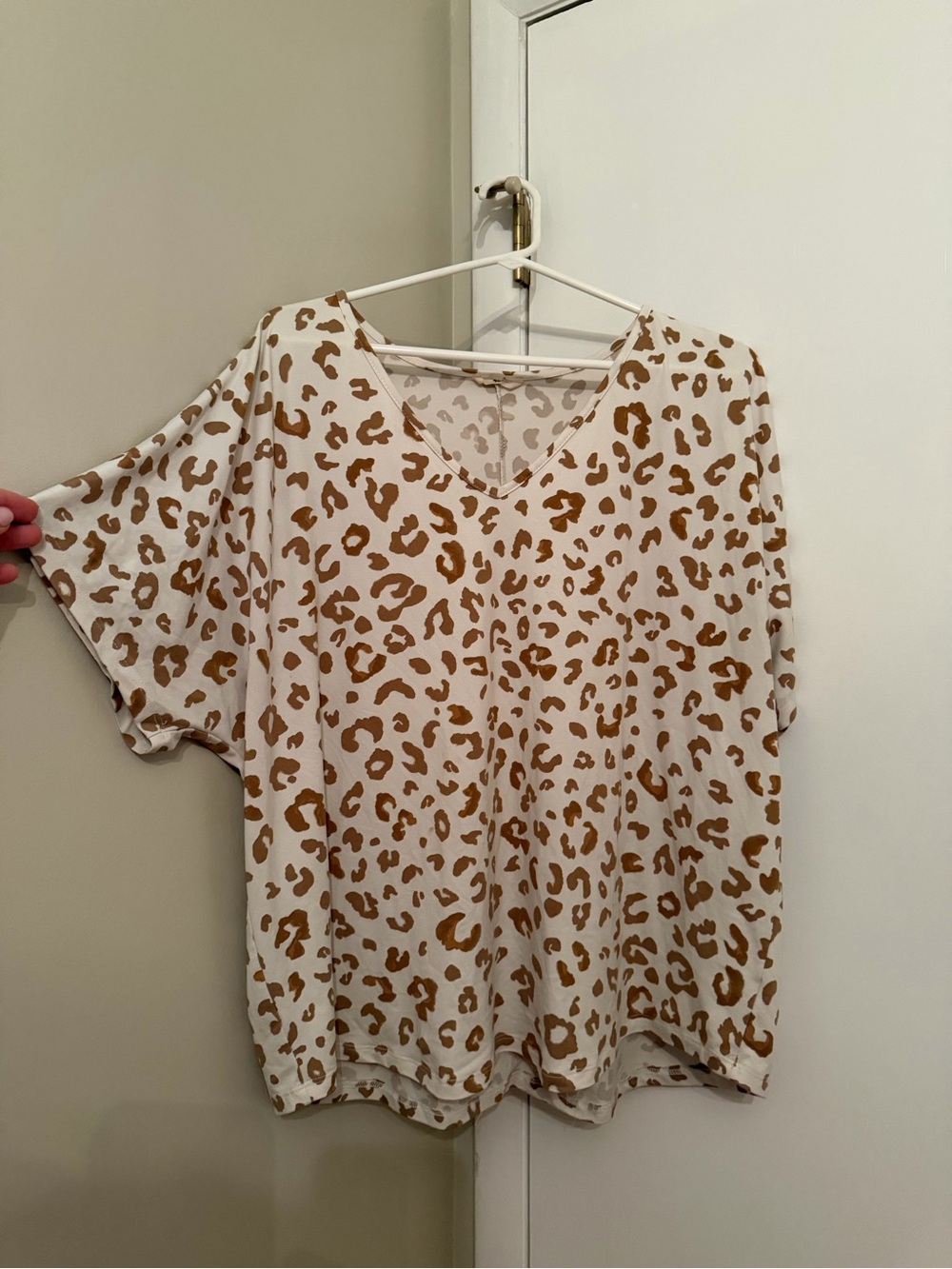 entro Women's V-Neck Leopard Tunic in Cream and Brown